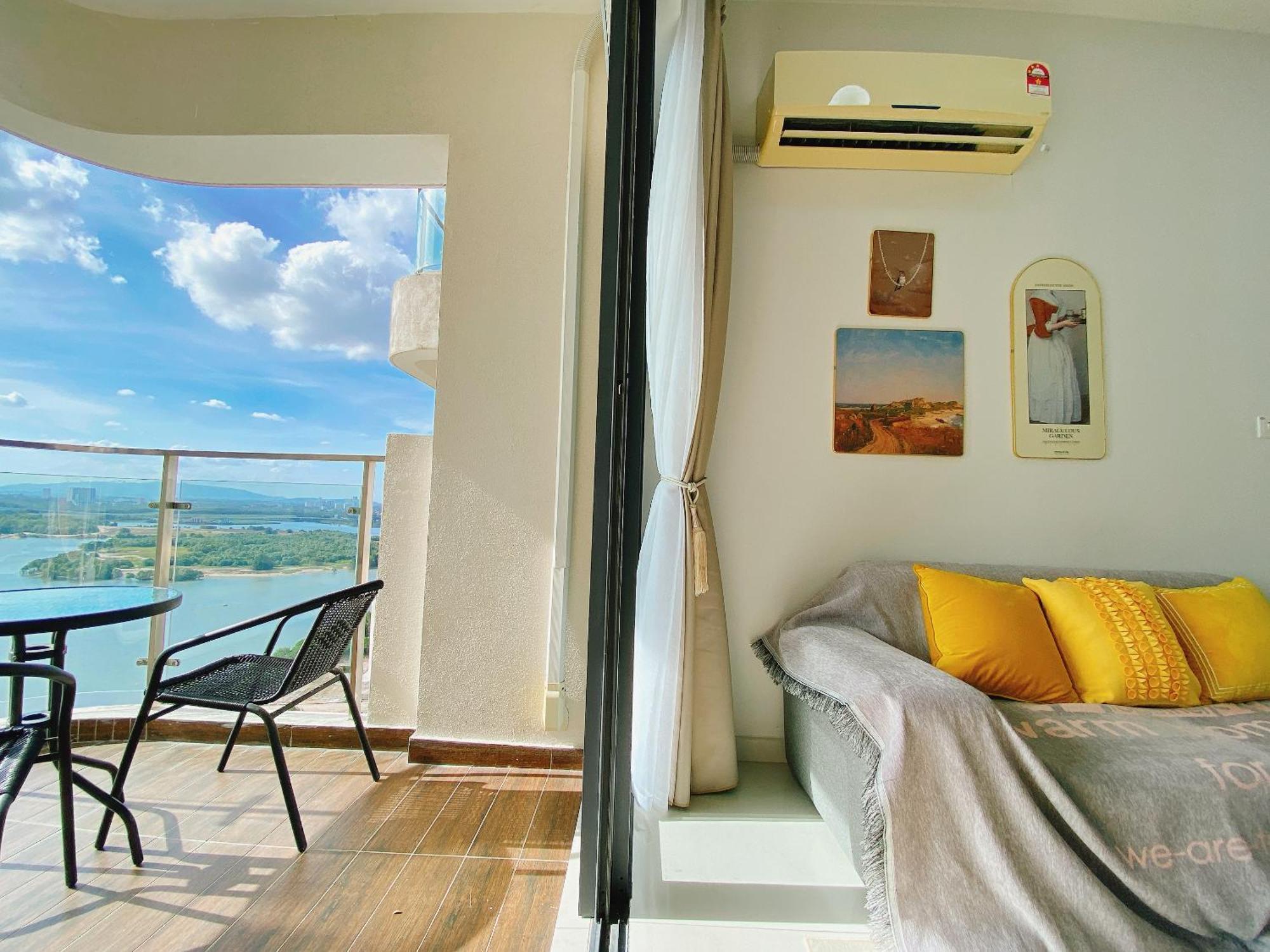 Country Garden Danga Bay By Lions Bay Apartman Johor Bahru Kültér fotó